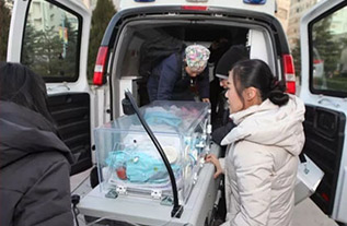 壤塘县妇婴监护型护送